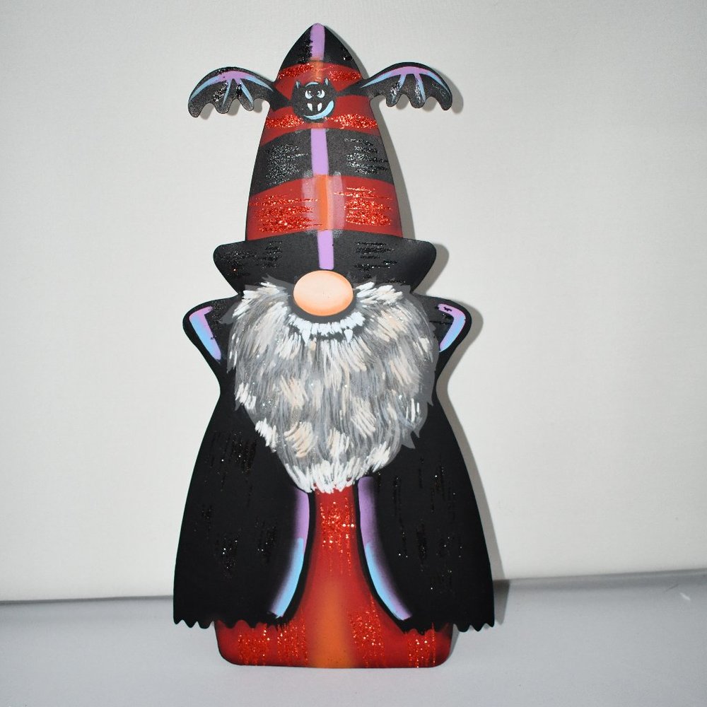 Round Top Halloween Collection Count Gregor Gnome Décor # F21000-5 NWT